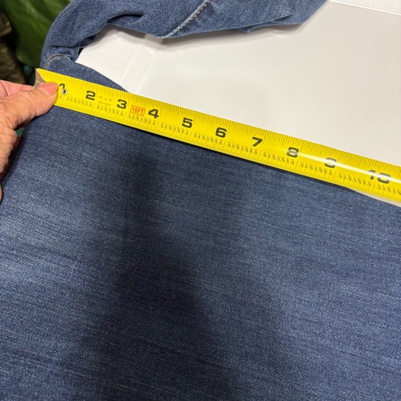 Judy Blue Dark Wash Capri Jeans - Picture 8 of 9